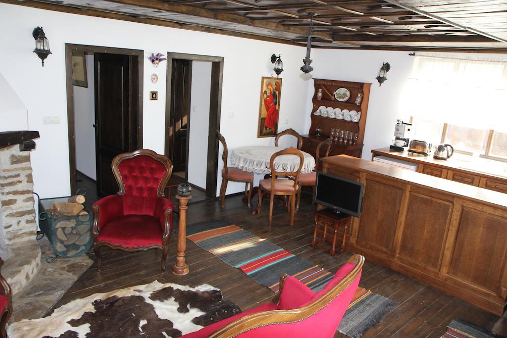 New Bakalov House Hotel Bozhentsi Quarto foto